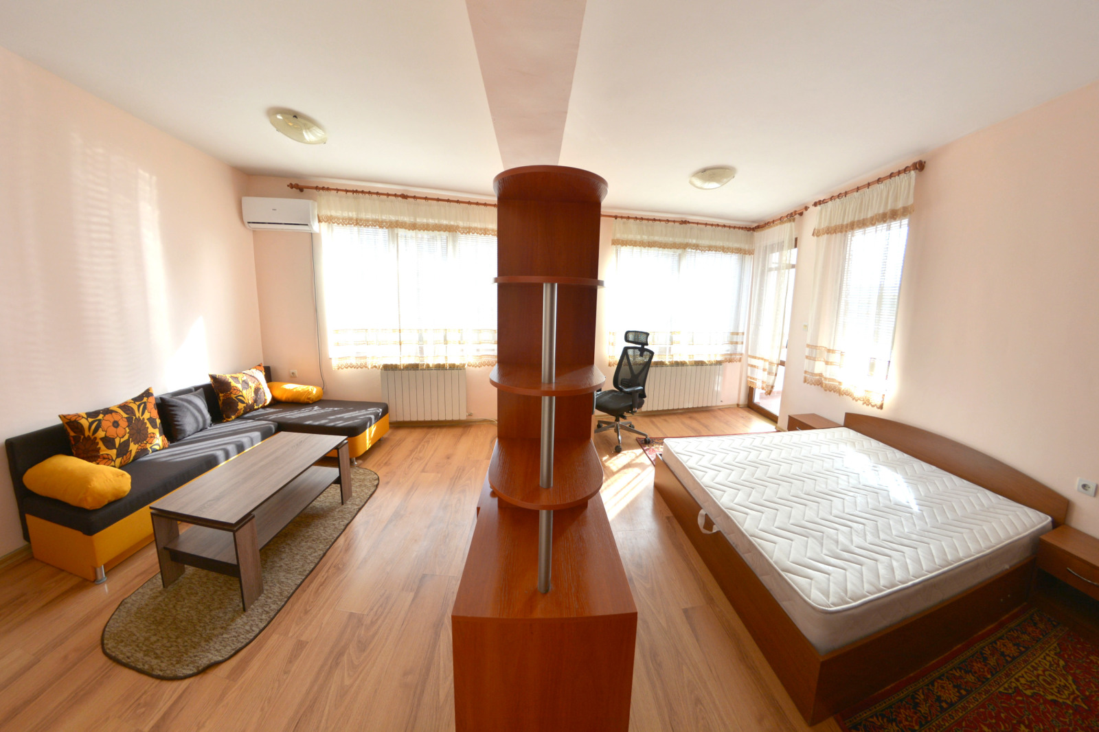 Продава 2-СТАЕН, гр. Русе, Широк център, снимка 2 - Апартаменти - 54698073