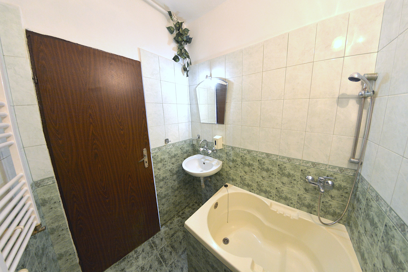 Продава 2-СТАЕН, гр. Русе, Широк център, снимка 14 - Апартаменти - 54698073
