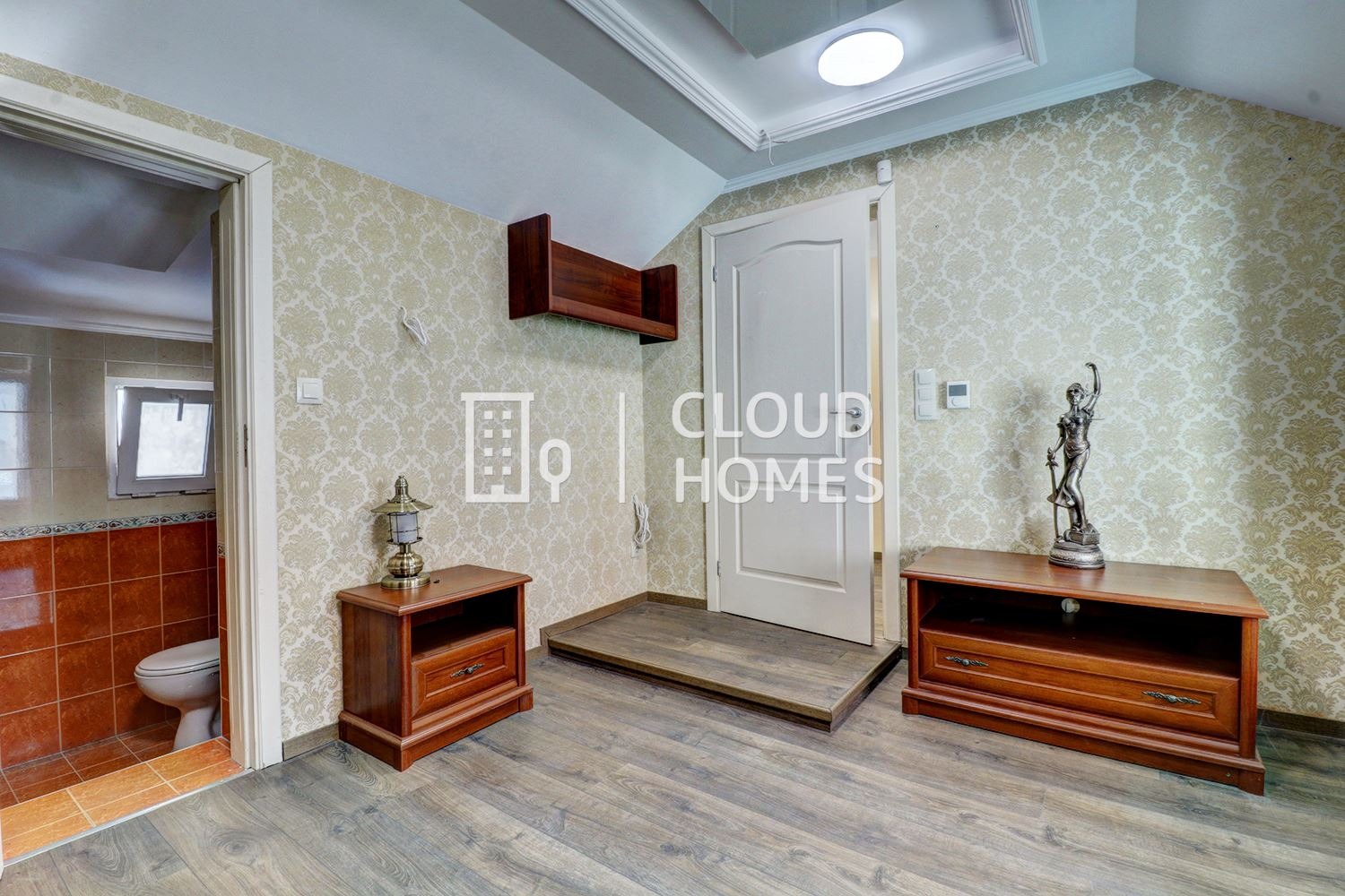 Продава МНОГОСТАЕН, гр. София, Център, снимка 4 - Апартаменти - 56102782