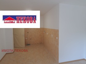 1 chambre Panoniya, Vidin 1