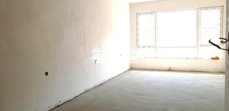 À venda  1 quarto Plovdiv , Ostromila , 60 m² | 82942346 - imagem [2]