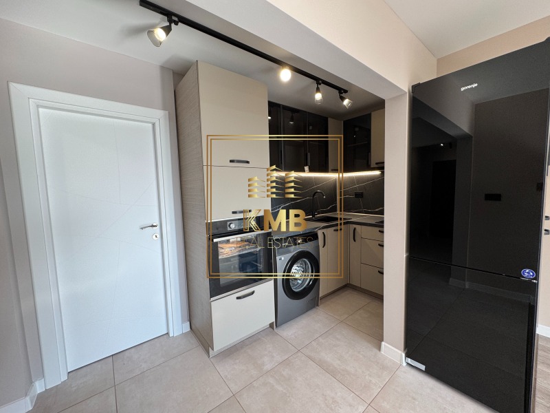 Продава 3-СТАЕН, гр. София, Люлин 6, снимка 6 - Апартаменти - 52688345