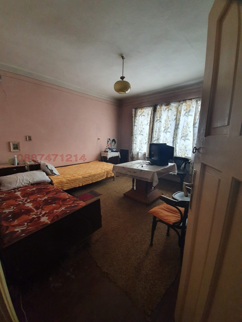 Продаја  Хоусе Флоор Плевен , Идеален центар , 240 м2 | 85352593 - слика [11]