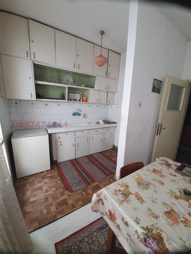 Продаја  Хоусе Флоор Плевен , Идеален центар , 240 м2 | 85352593 - слика [8]