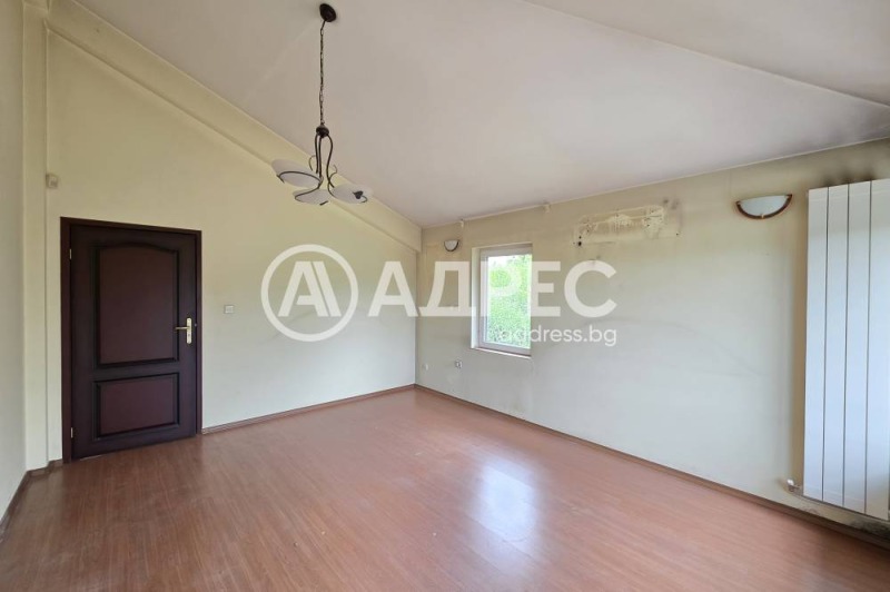 Продава КЪЩА, гр. София, Надежда 1, снимка 13 - Къщи - 53097499