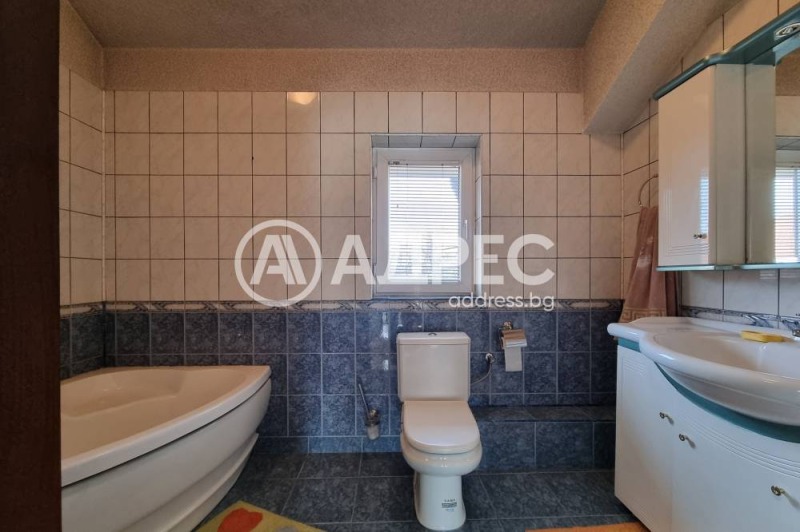 Продава КЪЩА, гр. София, Надежда 1, снимка 16 - Къщи - 53097499