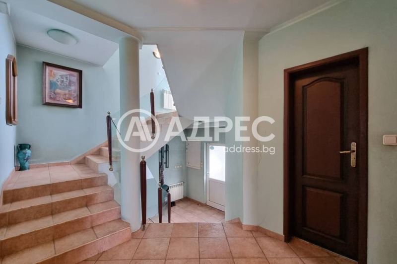Продава КЪЩА, гр. София, Надежда 1, снимка 7 - Къщи - 53097499