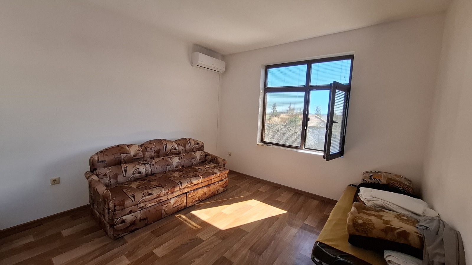 Продава КЪЩА, гр. Севлиево, област Габрово, снимка 11 - Къщи - 54049708