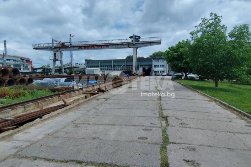 Продава СКЛАД в град София, Модерно предградие - 14656 кв.м / 5 500 000 € » 10 757 065.00 лв., ИМОТЕКА