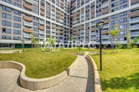 Продава 2-стаен град София Център - [1] 