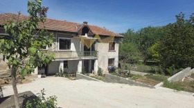 Продажба на имоти в с. Гривица, област Плевен - изображение 1 