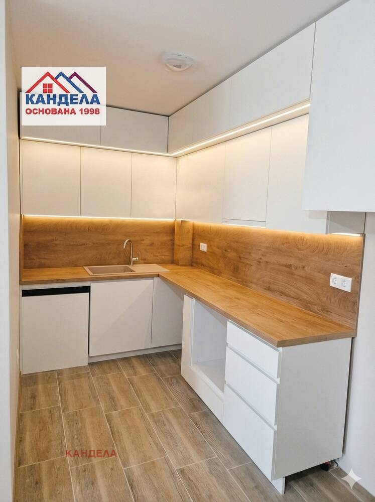 Продава 2-СТАЕН, гр. Пловдив, Остромила