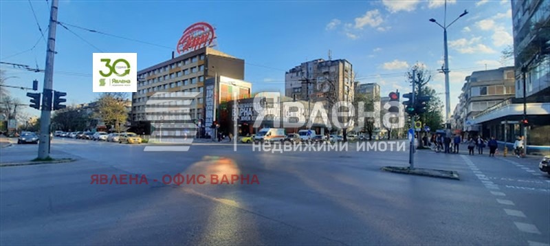 Продава МНОГОСТАЕН, гр. Варна, Център, снимка 1 - Aпартаменти - 49187474