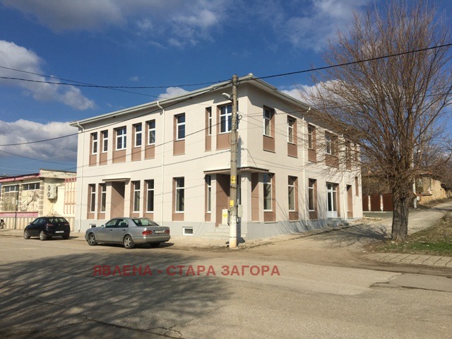 Продава  Къща област Стара Загора , гр. Чирпан , 714 кв.м | 91641421 - изображение [2]