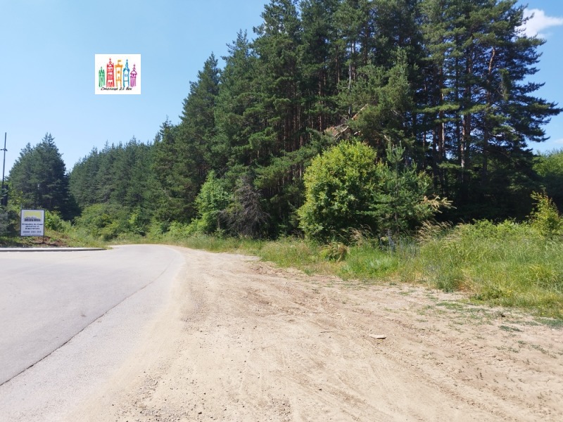 Eladó  Cselekmény régió Pernik , Kladnica , 8000 négyzetméter | 21662586