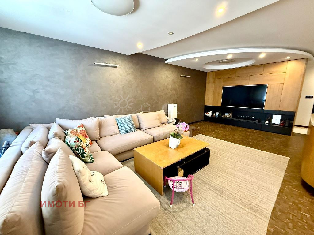 Продава 4-СТАЕН, гр. София, Манастирски ливади, снимка 2 - Апартаменти - 54517986
