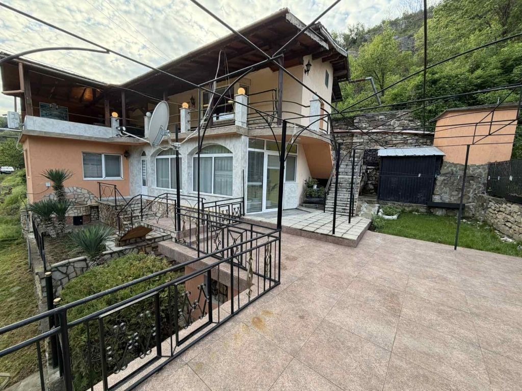 Продава КЪЩА, гр. Ловеч, Дръстене, снимка 7 - Къщи - 54628382