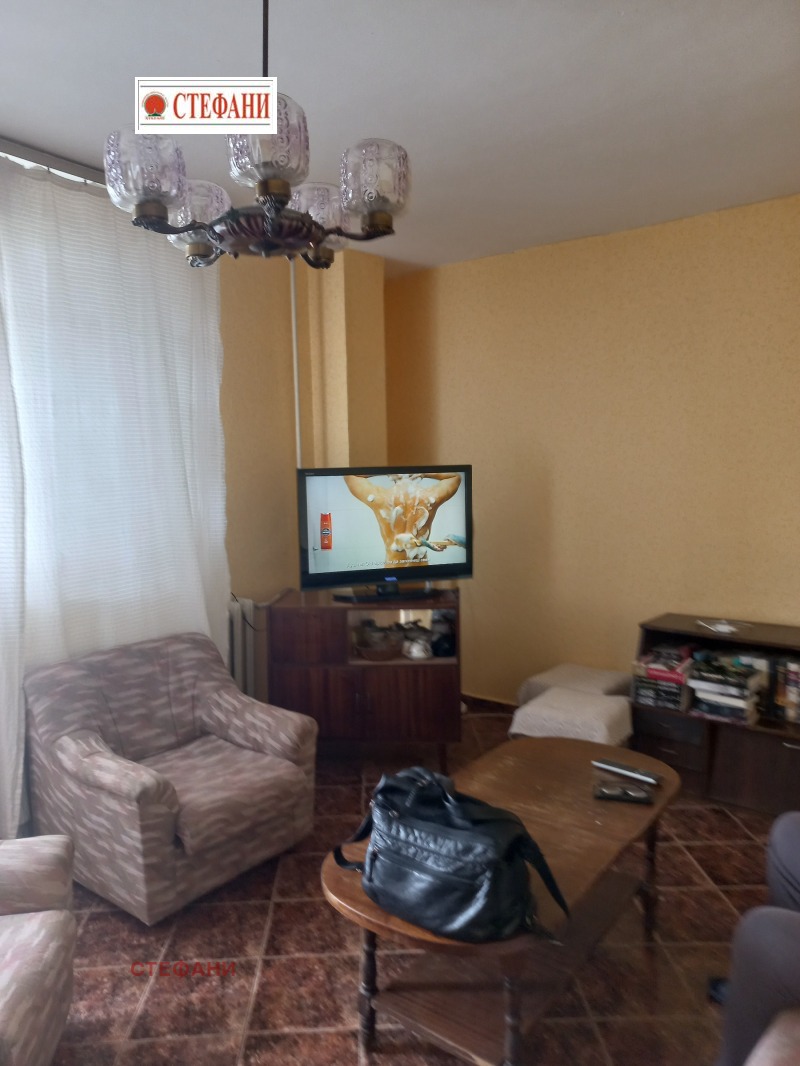 In vendita  2 camere da letto Ruse , Vazragdane , 84 mq | 84558809