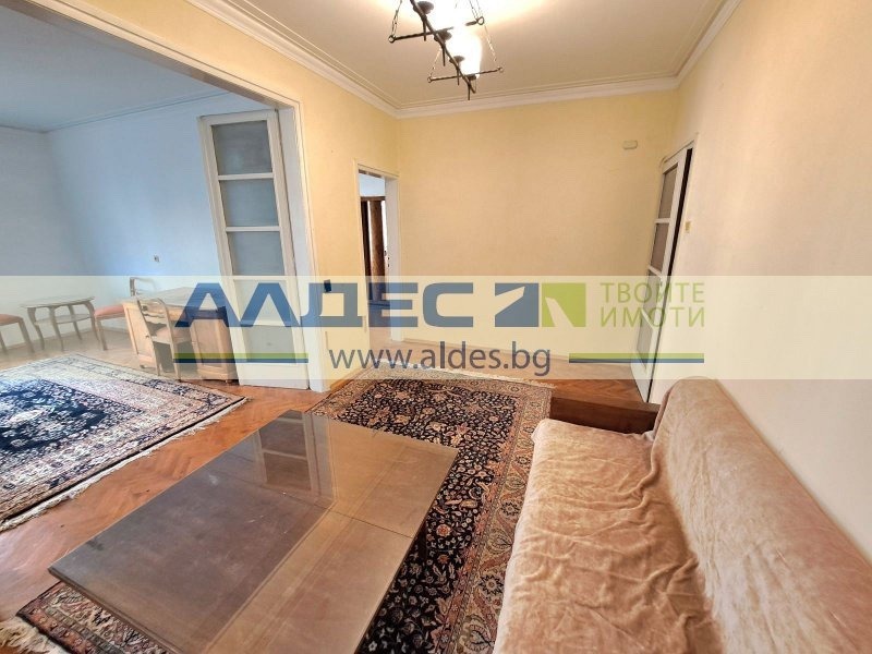 Продава  3-стаен град София , Център , 115 кв.м | 50561426