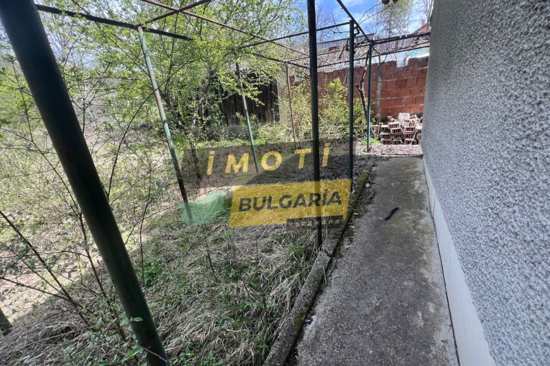 Продава КЪЩА, с. Солище, област Кърджали, снимка 5 - Къщи - 53141552