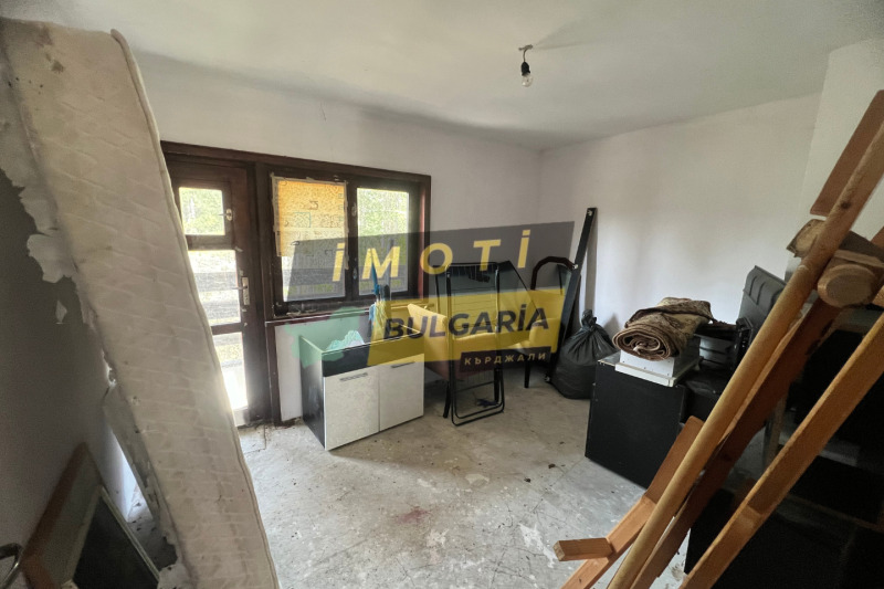 Продава КЪЩА, с. Солище, област Кърджали, снимка 11 - Къщи - 53141552