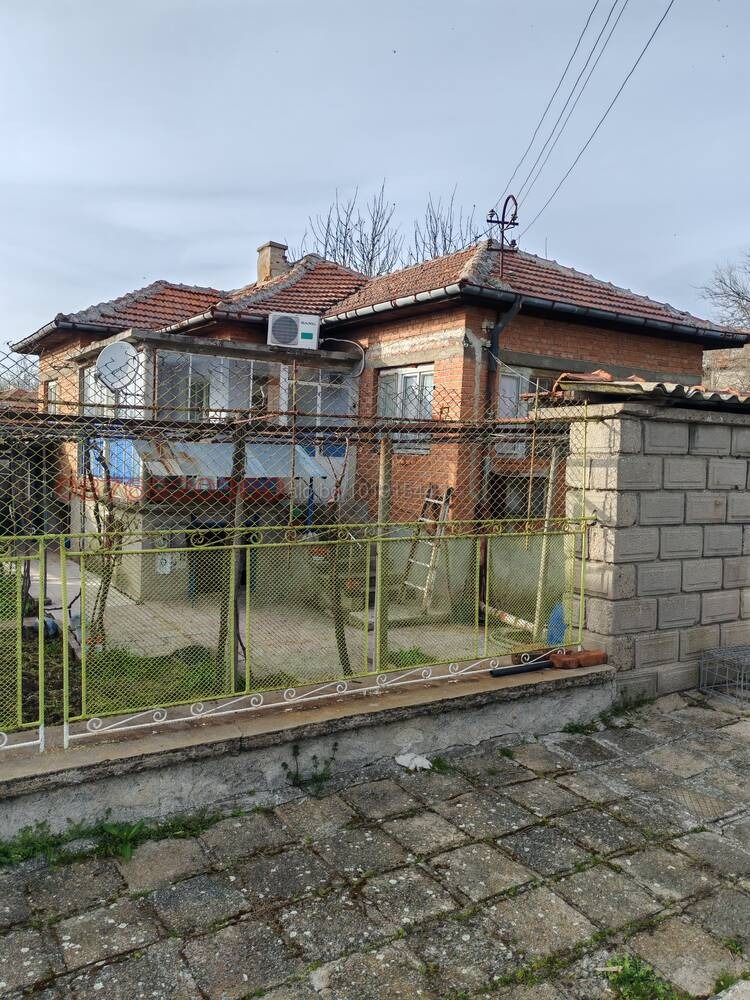 Продава КЪЩА, с. Овчи кладенец, област Ямбол, снимка 2 - Къщи - 54054053