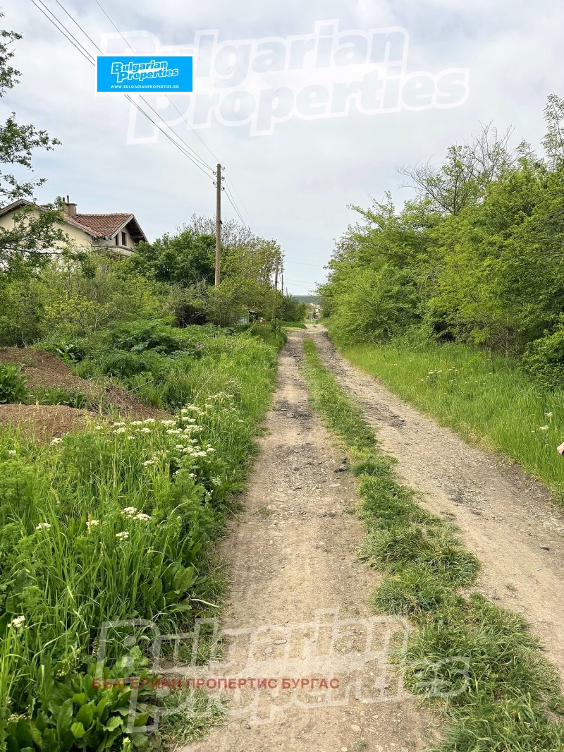 Продава ПАРЦЕЛ, с. Ливада, област Бургас, снимка 7 - Парцели - 52667612