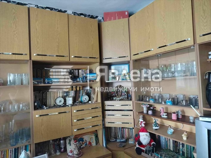 Продава 2-СТАЕН, гр. Плевен, 9-ти квартал, снимка 7 - Апартаменти - 54920705