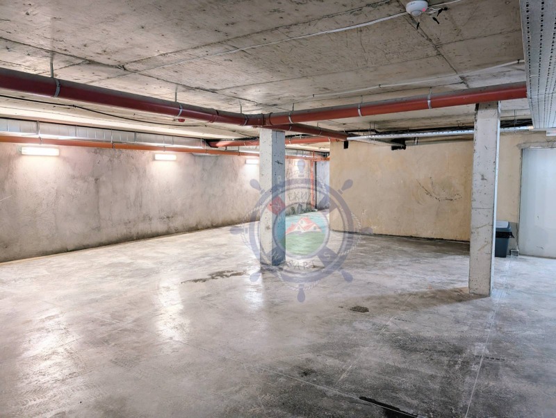 Продава ГАРАЖ, ПАРКОМЯСТО, гр. Варна, Бриз, снимка 5 - Гаражи и паркоместа - 47766751