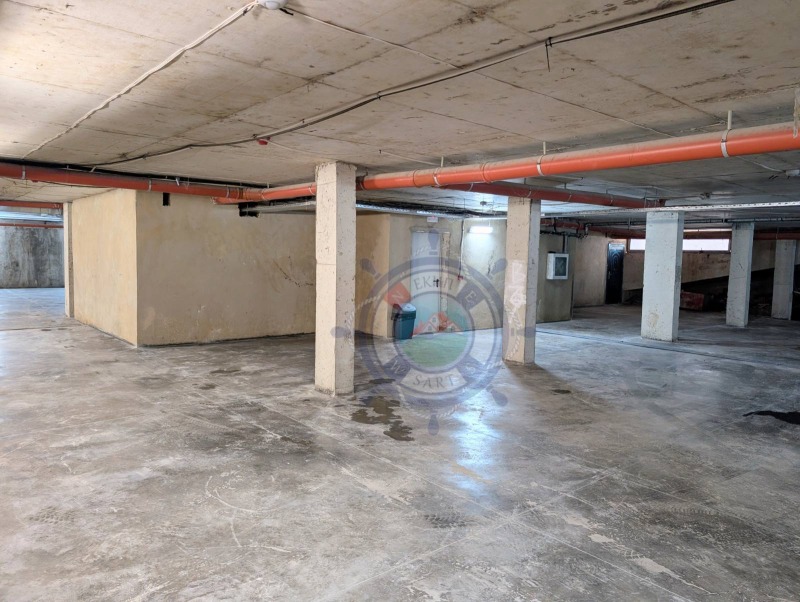 Продава ГАРАЖ, ПАРКОМЯСТО, гр. Варна, Бриз, снимка 6 - Гаражи и паркоместа - 47766751
