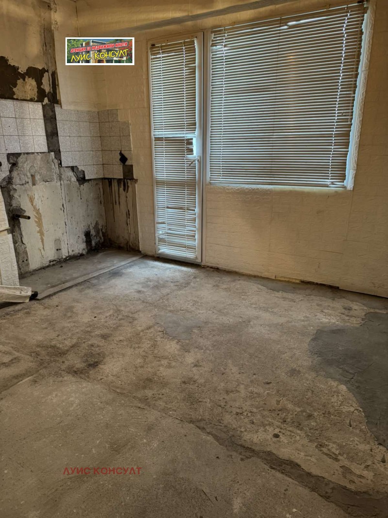 Продава 2-СТАЕН, гр. Монтана, Младост 2, снимка 7 - Апартаменти - 53285824