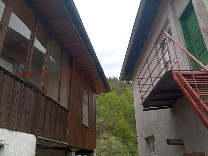 Продава КЪЩА, с. Чифлик, област Ловеч, снимка 8 - Къщи - 52779389