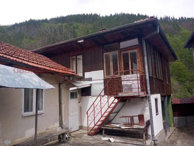 Продава КЪЩА, с. Чифлик, област Ловеч, снимка 7 - Къщи - 52779389