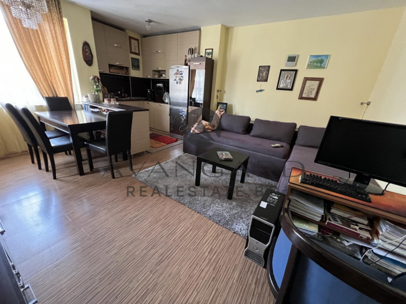 Te koop  1 slaapkamer Plovdiv , Kjutsjuk Parizj , 75 m² | 63809749 - afbeelding [2]