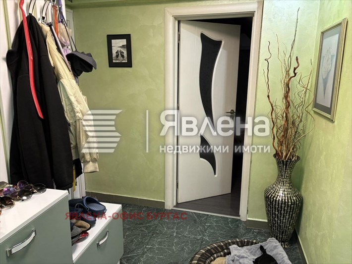 Na sprzedaż  2 sypialnie Burgas , Centar , 100 mkw | 72287319 - obraz [2]