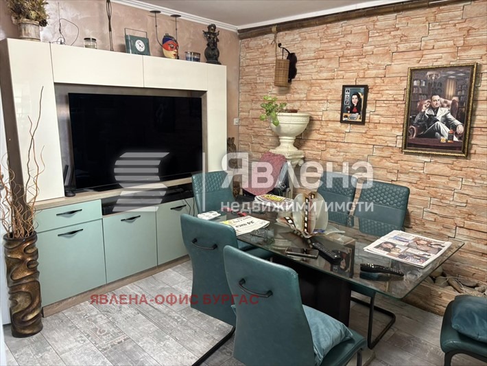 Na sprzedaż  2 sypialnie Burgas , Centar , 100 mkw | 72287319 - obraz [5]