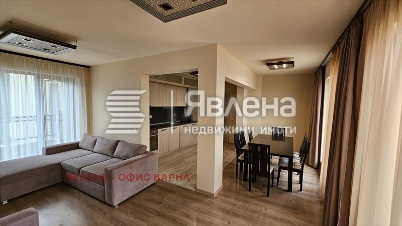 Na prodej  3 ložnice Varna , k.k. Zlatni pjasaci , 215 m2 | 17417099