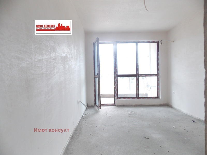 En venta  2 dormitorios Plovdiv , Vastanicheski , 101 metros cuadrados | 90610801 - imagen [4]