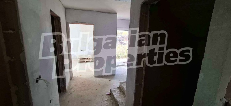 Продава КЪЩА, с. Полски извор, област Бургас, снимка 9 - Къщи - 52456532