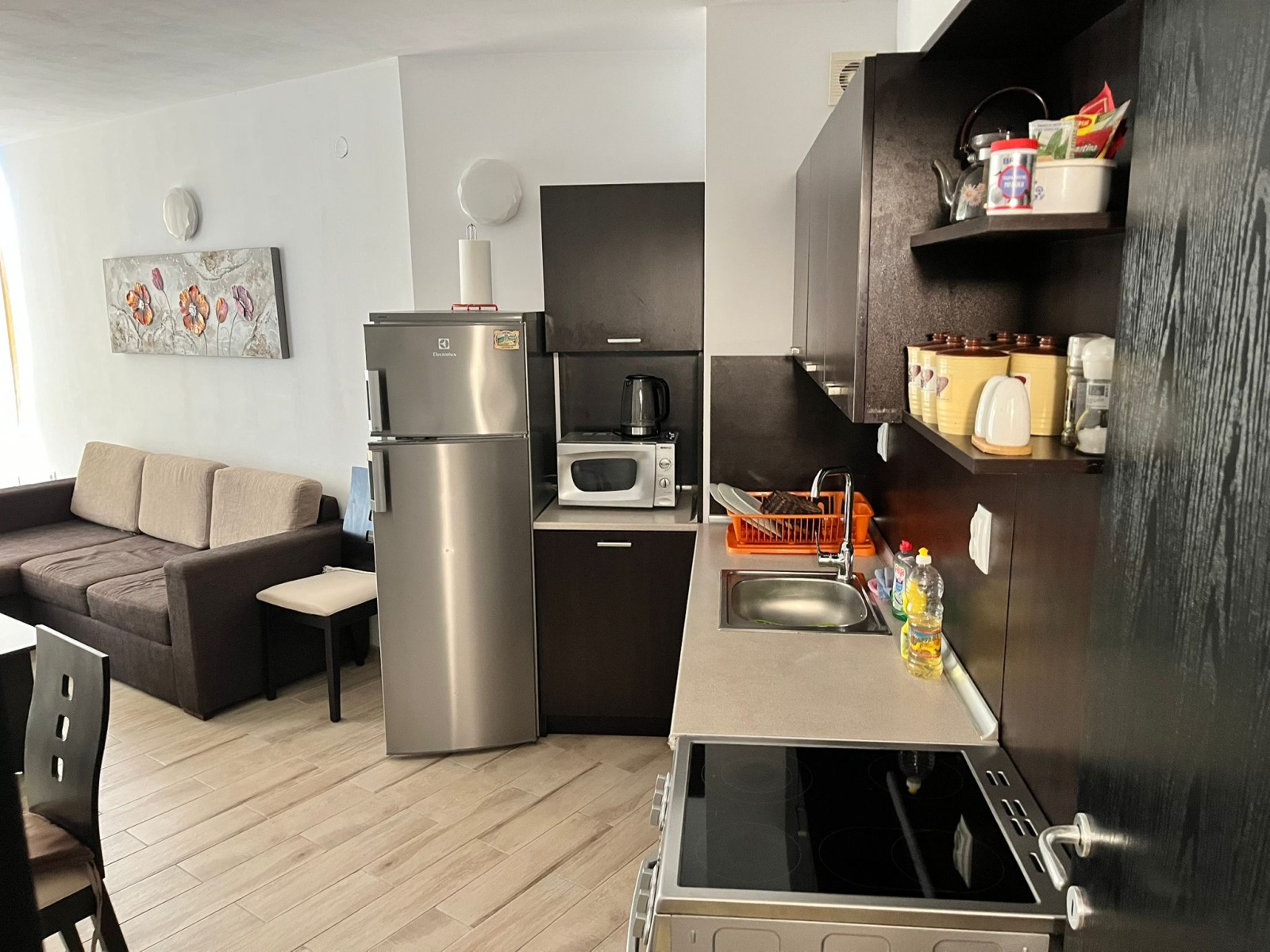 Продава 2-СТАЕН, гр. Бургас, Сарафово, снимка 2 - Апартаменти - 54261320