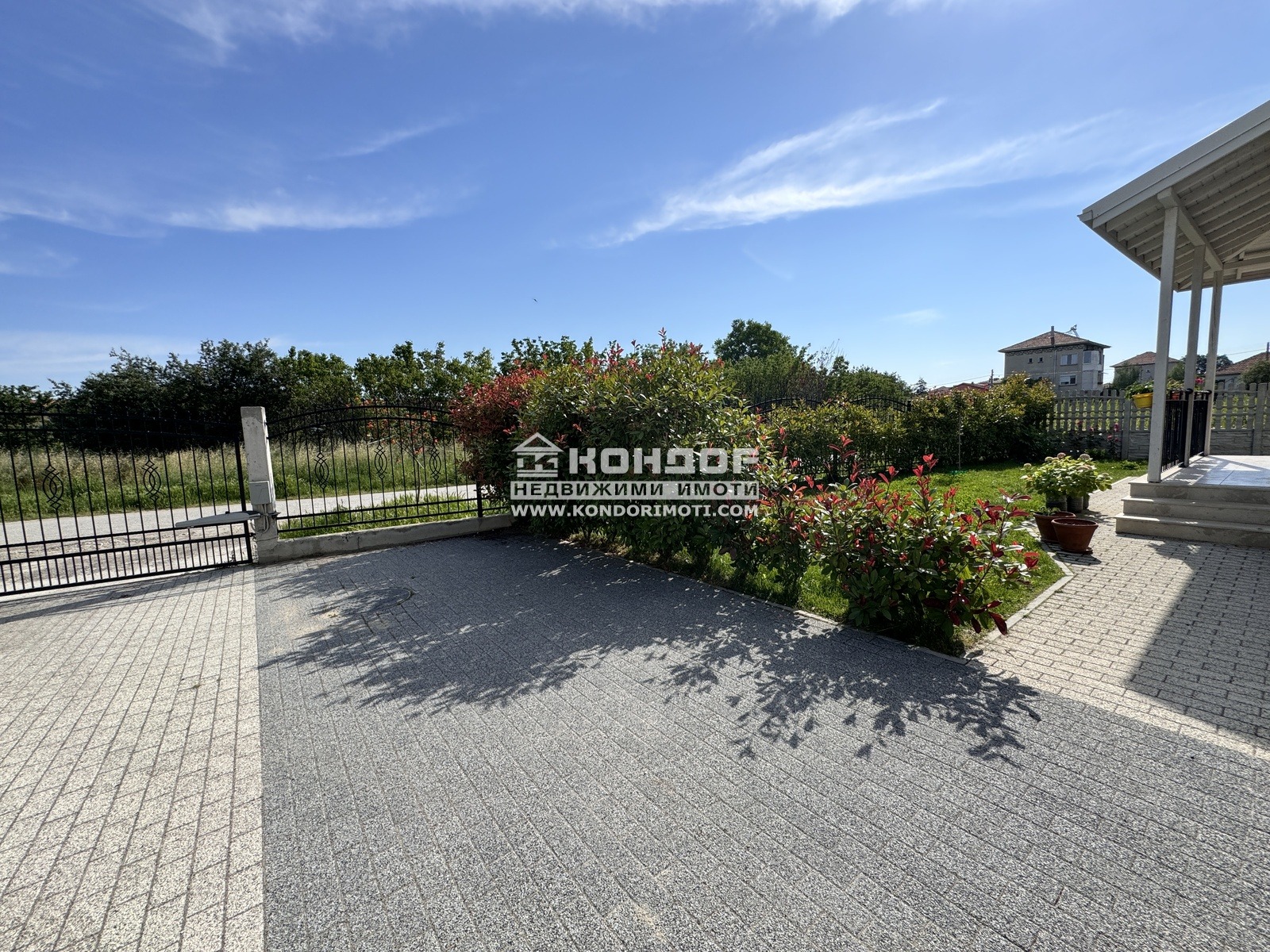 Продава КЪЩА, гр. Пловдив, Коматево, снимка 4 - Къщи - 44991501