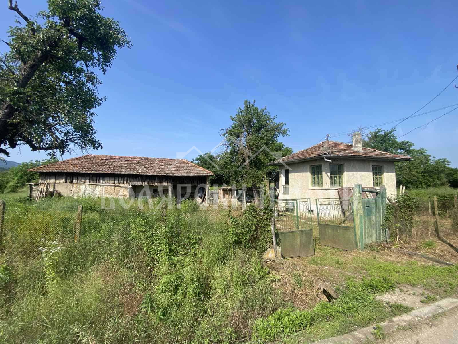 Продава КЪЩА, с. Къпиново, област Велико Търново