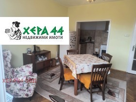 2 slaapkamers Sportna zala, Varna 1