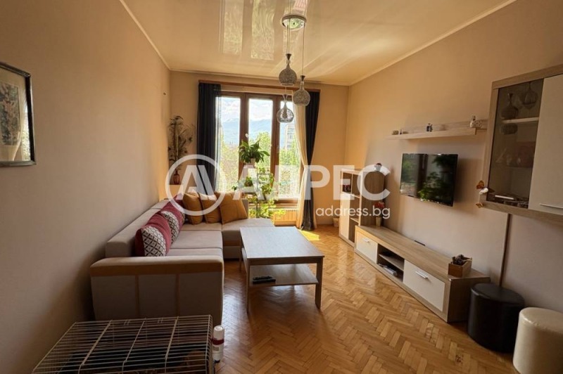 Продава  2-стаен, град София, Център •  231 000 EUR • ID 42919147 — holmes.bg - [1] 