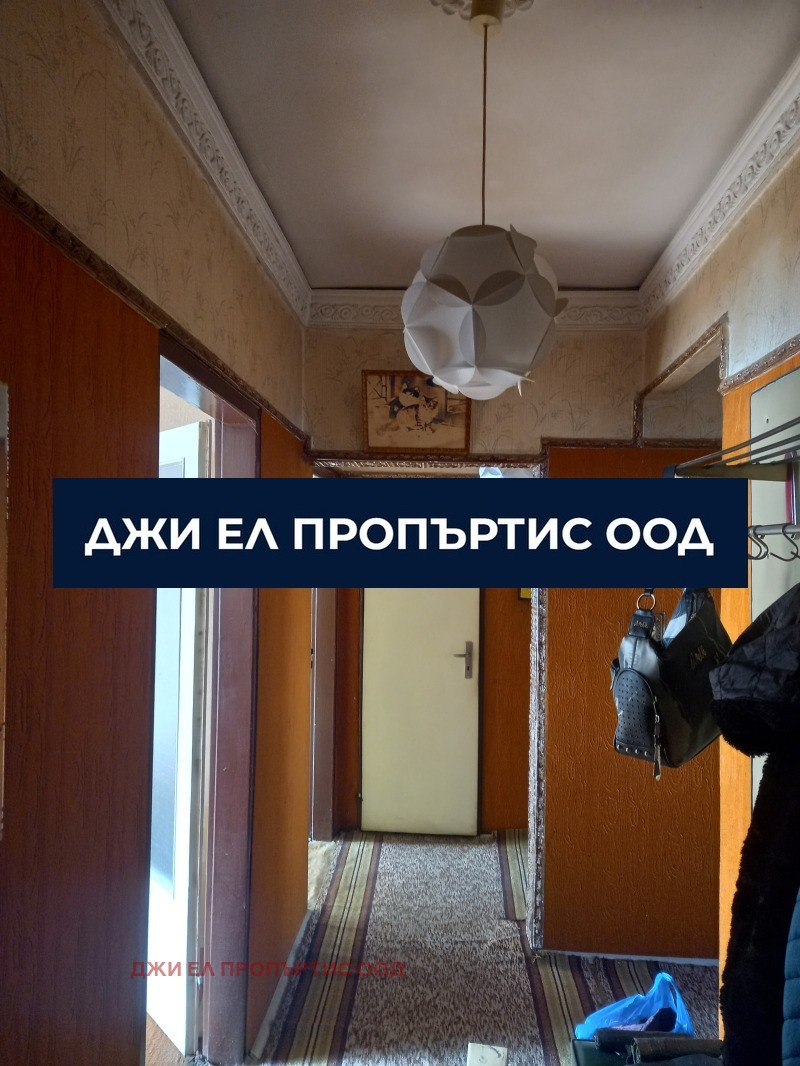Продава 3-СТАЕН, гр. Перник, Изток, снимка 6 - Апартаменти - 54699127