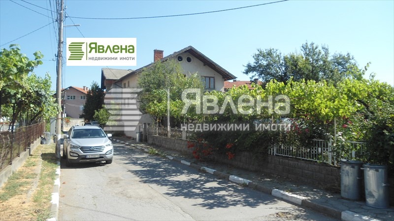 Продава КЪЩА, с. Слокощица, област Кюстендил