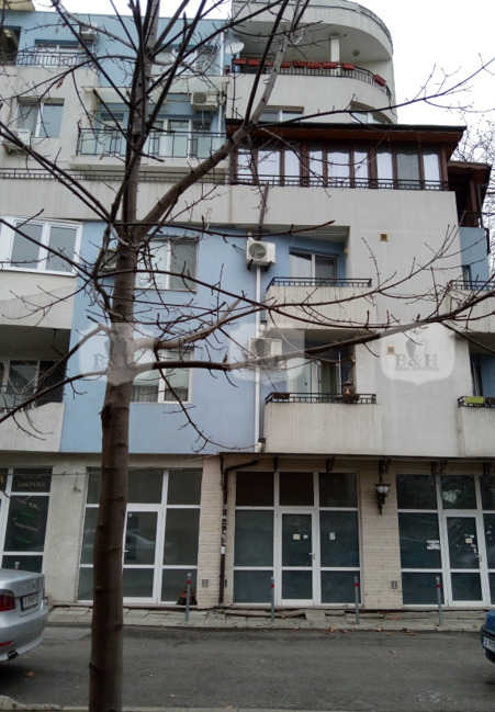 Satılık  Mağaza Burgas , Slaveykov , 77 metrekare | 41015355