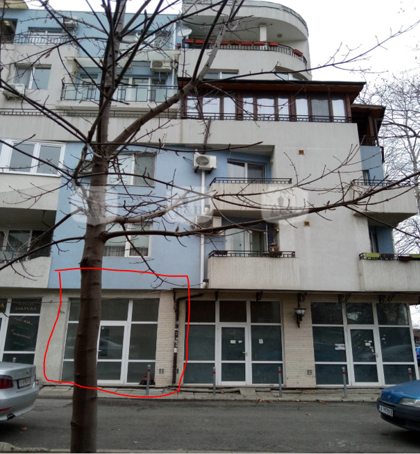 Eladó  Üzlet Burgas , Slavejkov , 77 négyzetméter | 41015355 - kép [2]