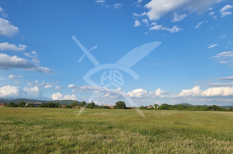 Продава ПАРЦЕЛ, с. Равна гора, област Бургас