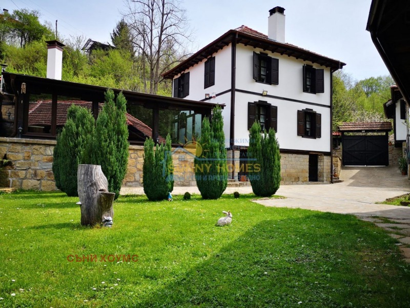 Продава КЪЩА в област Габрово, гр. Трявна - 345 кв.м / 250 000 € » 488 957.50 лв., СЪНИ ХОУМС